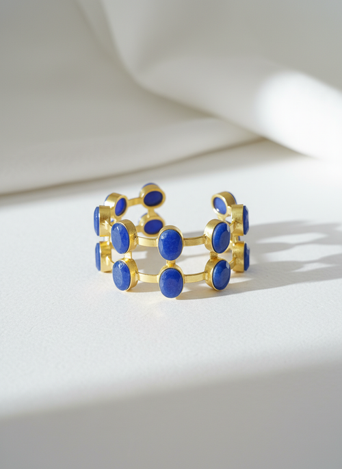 AZURE SOLIS