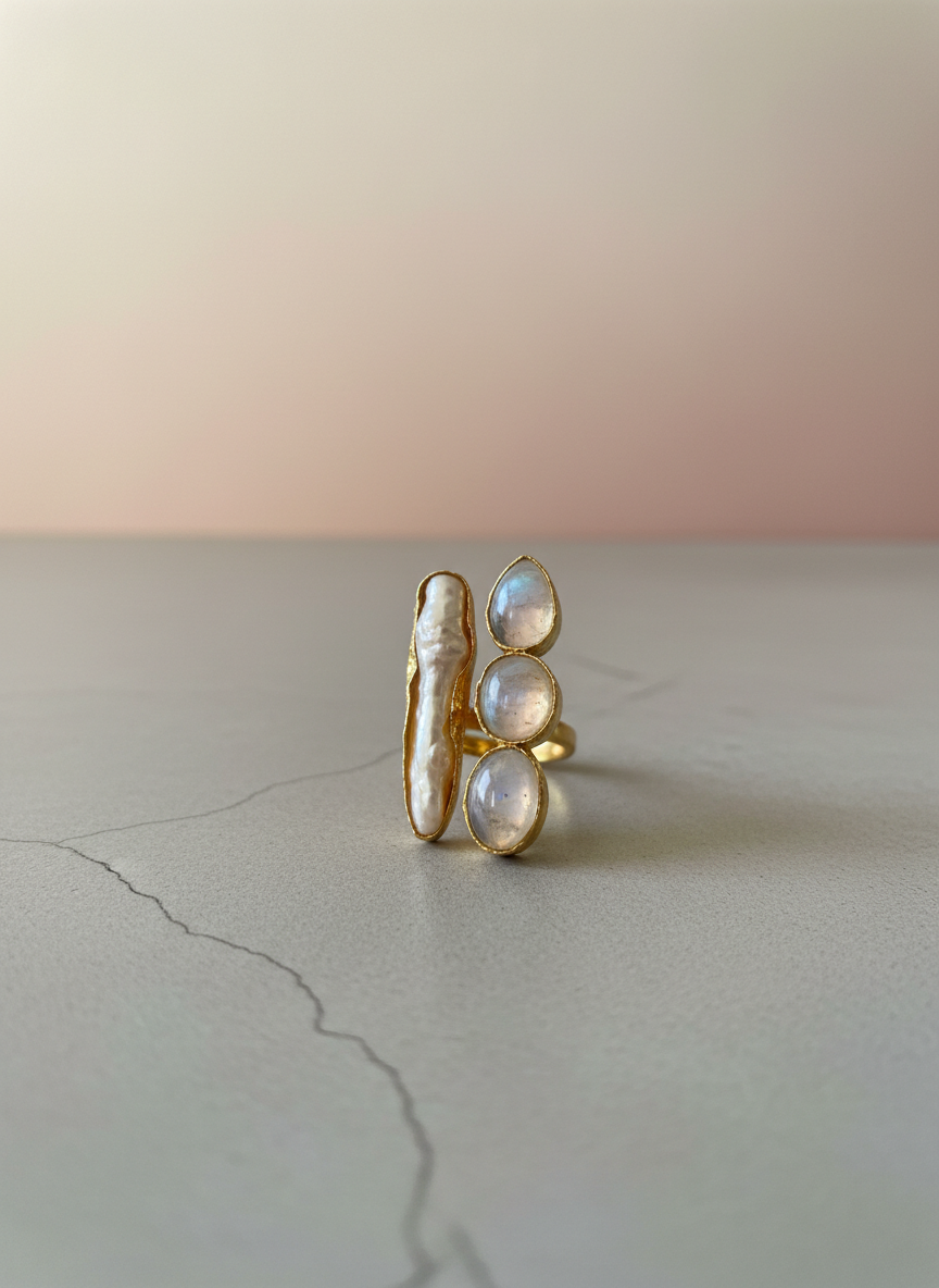 Lunara Pearl Ring
